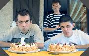 Greg, Fred et la patronne